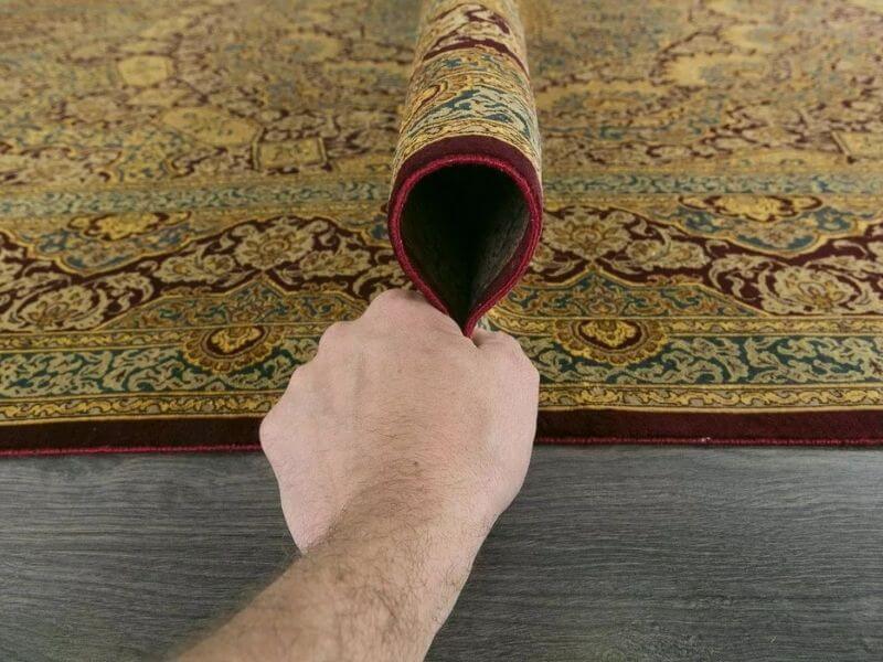 Особенности иранских ковров